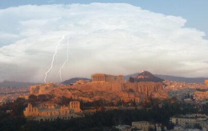 Αττική: Μπόρες- πρόσκαιρη καταιγίδα στα βόρεια κυρίως του νομού