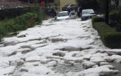 Χάος στην Κοζάνη- αποκλείστηκαν δρόμοι από χαλάζι